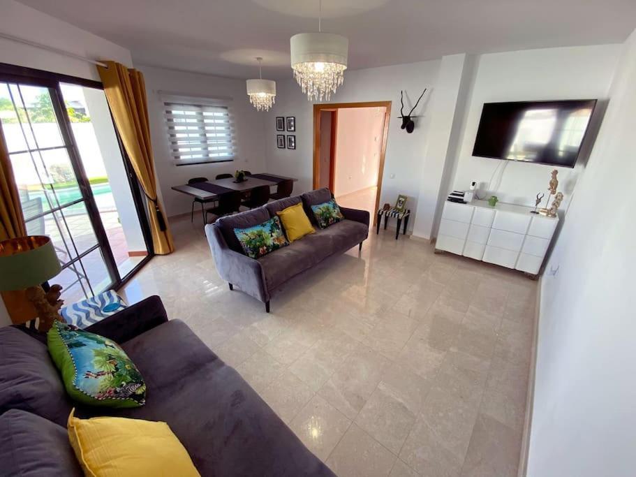 Villa Nina 'Luxury Villa In The Sun' Corralejo Exterior photo